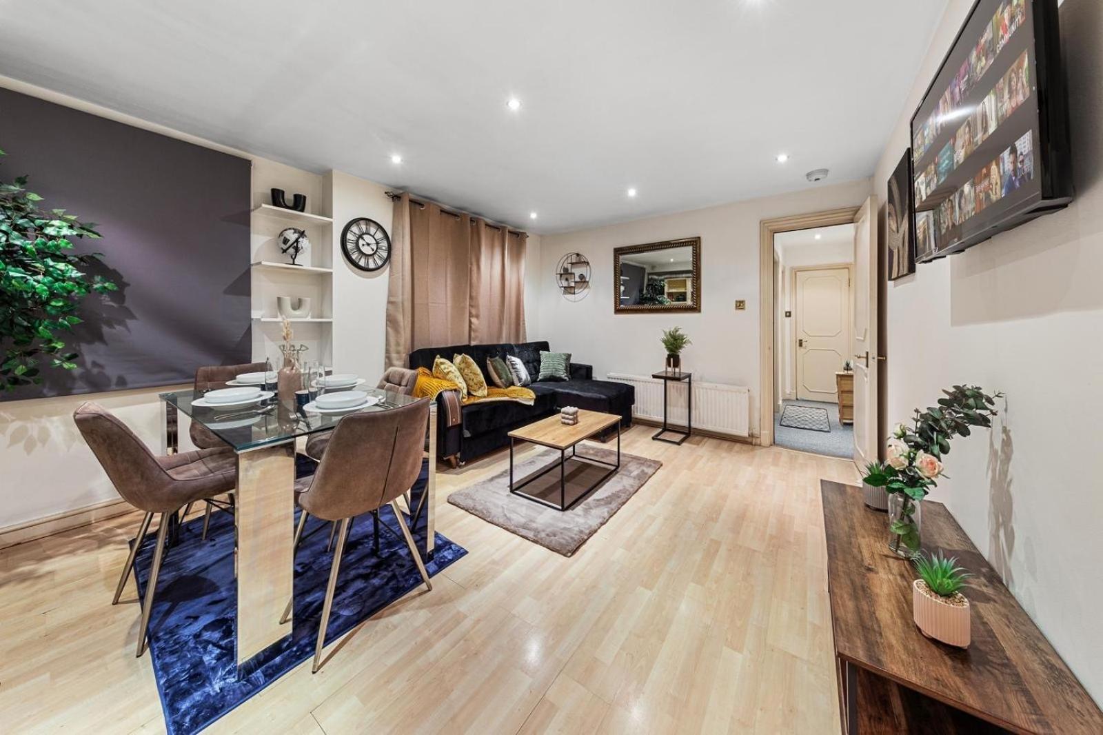 Deluxe Apartment - 1 Min Away From Camden Market And Station London Exterior photo