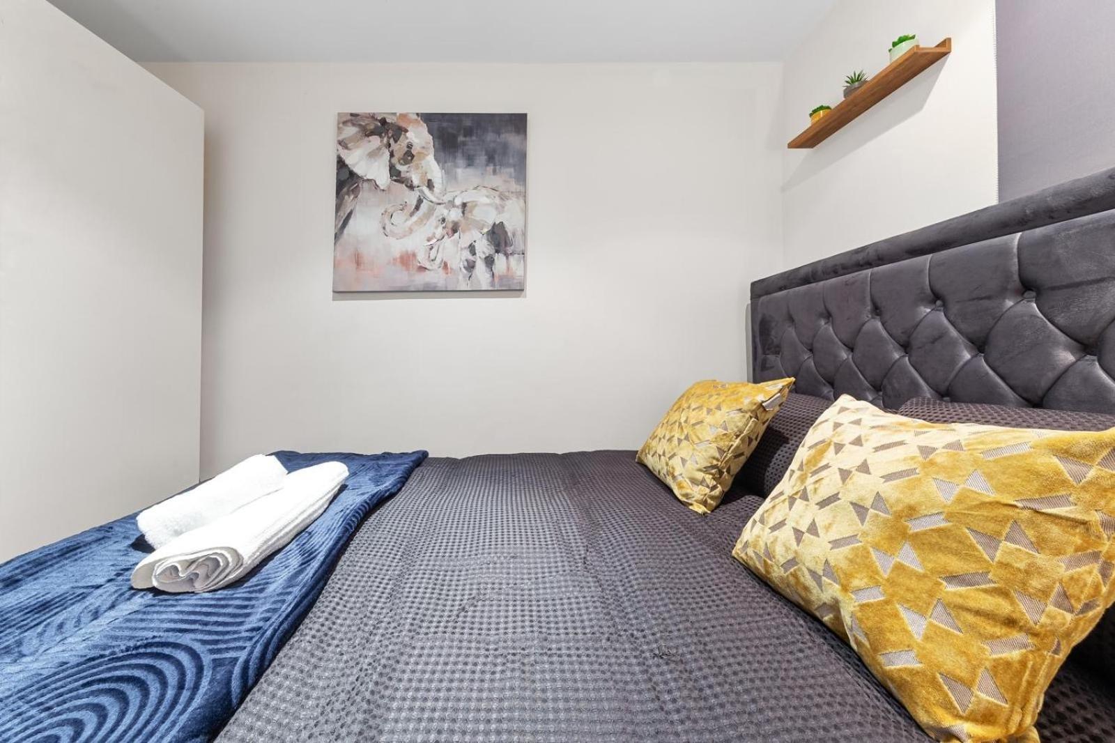Deluxe Apartment - 1 Min Away From Camden Market And Station London Exterior photo