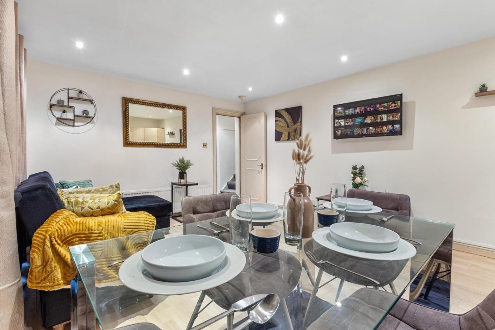 Deluxe Apartment - 1 Min Away From Camden Market And Station London Exterior photo