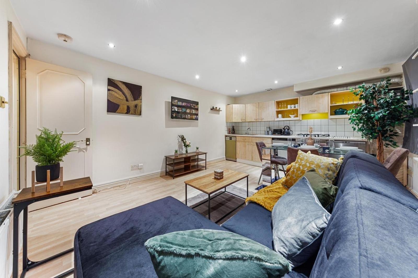 Deluxe Apartment - 1 Min Away From Camden Market And Station London Exterior photo